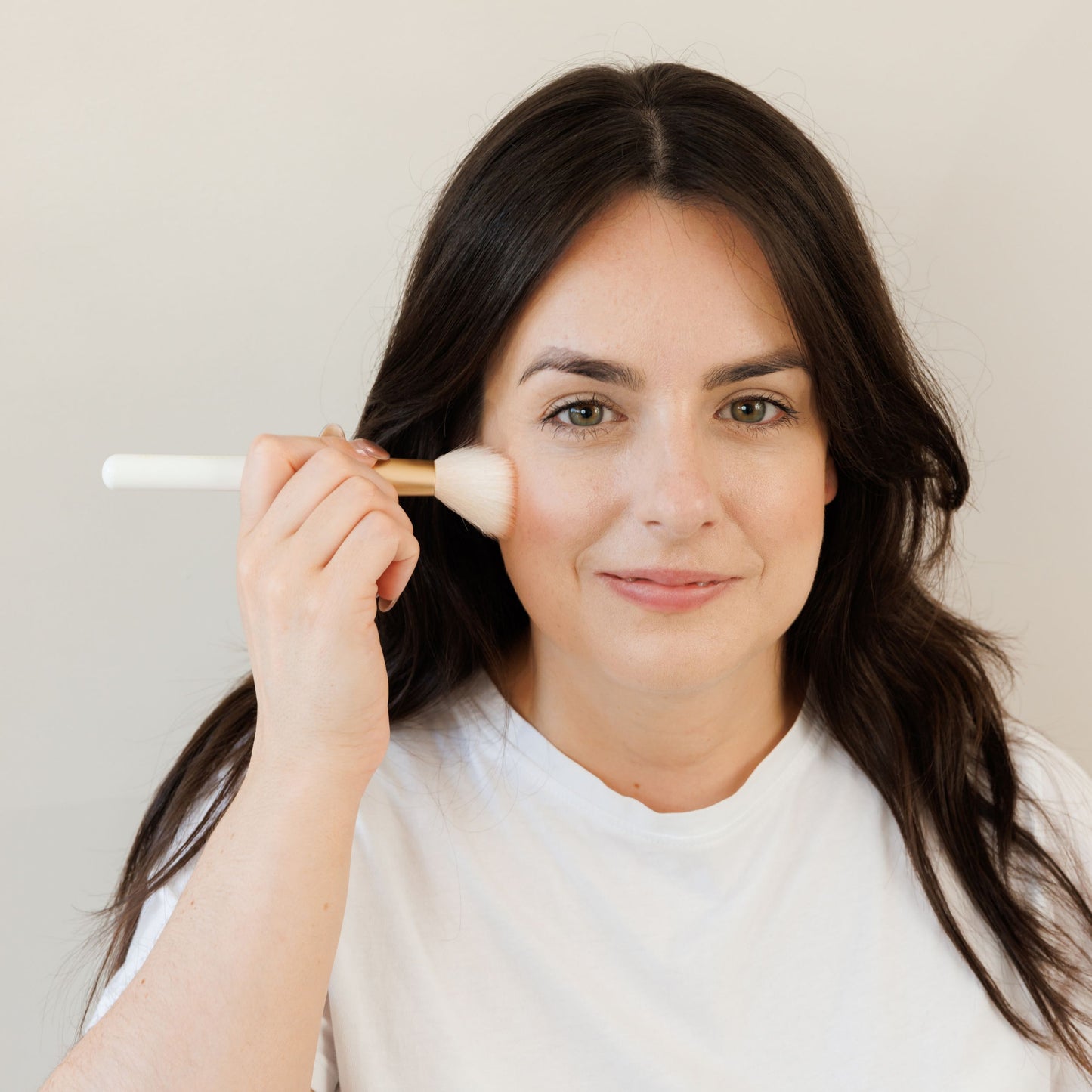005 ANGLED BLUSHER BRUSH