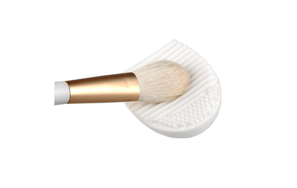 MAKEUP BRUSH CLEANING TOOL